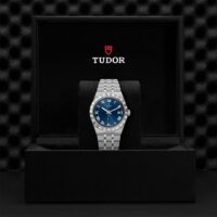 Tudor_M285000005_3